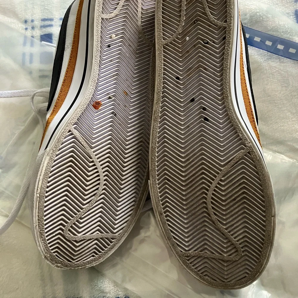 Nike women’s Legacy White Leather Sneakers with Black Swoosh and Tan Accent - Picture 5 of 5